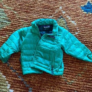 Patagonia puffer jacket down sweater size 12-18 months